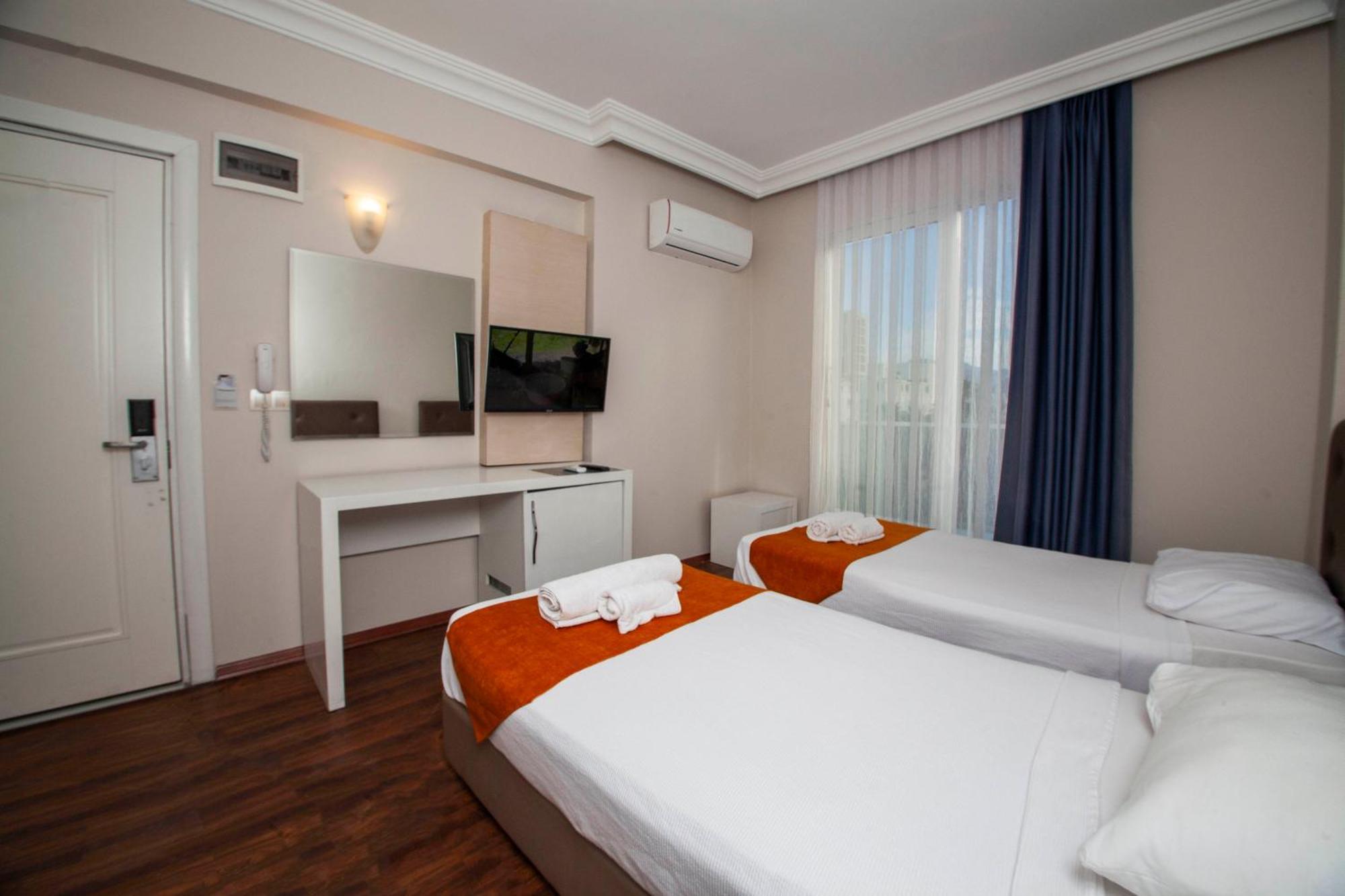 מרמריס Goldkaya Hotel מראה חיצוני תמונה